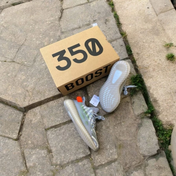 Adidas Yeezy Boost 350 - Resim 2