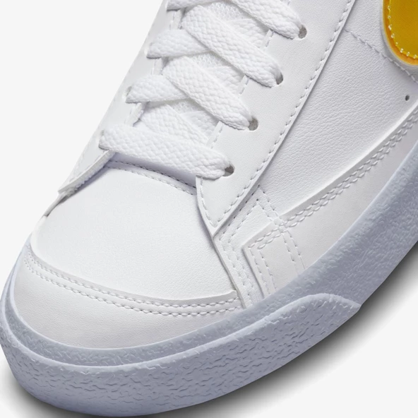 Nike Blazer Mid FJ4670-100 Kadın Spor Ayakkabısı - 2