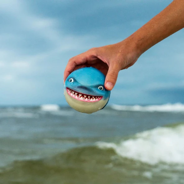 Waboba Sharky Shark Suda Batmayan Top - 10