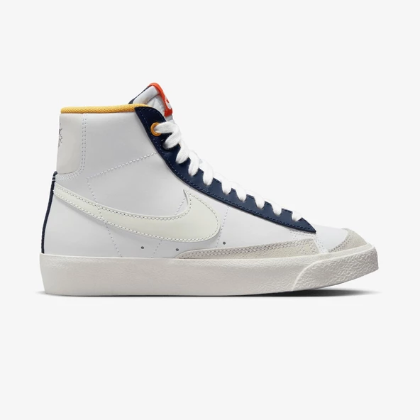 Nike Blazer Mid 77 FN6966-100 Kadın Spor Ayakkabısı