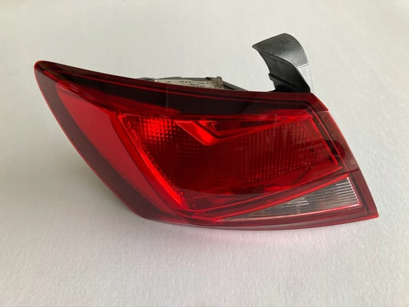 VALEO 045108-STOP LAMBASI SOL DIS LEDSİZ MAKYAJSIZ KASA SEAT LEON MK3 > 5F0945095C