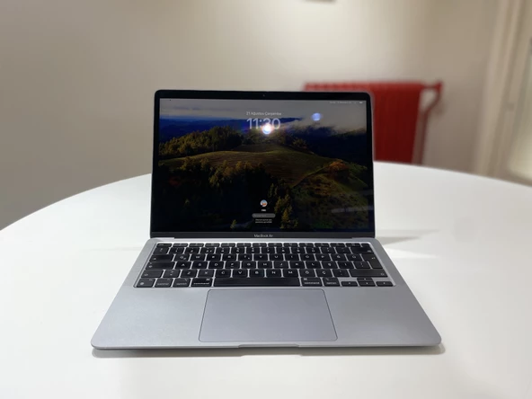 Apple MacBook Air M1 8 GB 256 GB SSD 13.3" MGN63TU/A Uzay Grisi