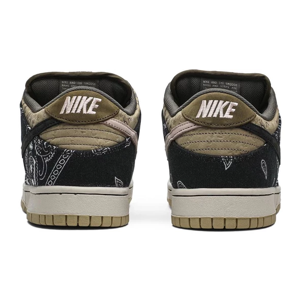 Dunk Low SB Travis Scott - Resim 4
