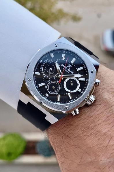 Daniel Klein DKISTE1273 Kasası Gümüş Kordonu Siyah Renk İç Göstergeleri Aktif Hediye Paketli Erkek Kol Saati - Resim 3