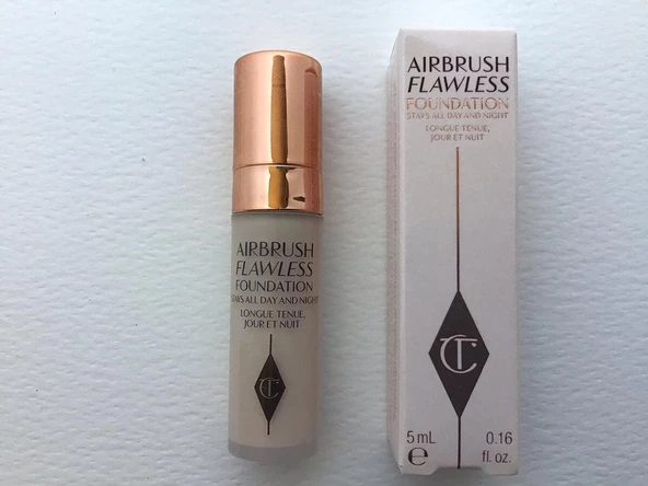 Charlotte Tilbury Airbrush Flawless Fondöten 5 ml - 10 Neutral