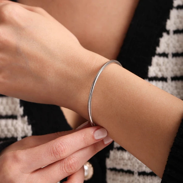 İtalyan Esnek Altın Bileklik Beyaz - Resim 2