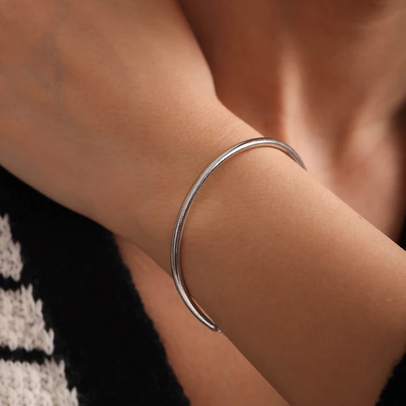 İtalyan Esnek Altın Bileklik Beyaz - Resim 3