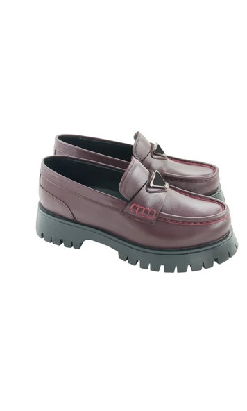 26252105  Loafer Bordo Tokalı