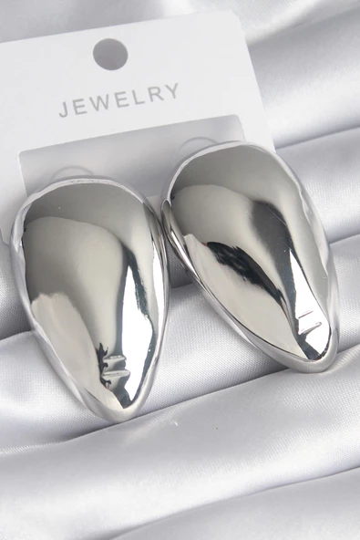 Pirinç Gümüş Renk Badem Model Kadın Küpe ürün görseli 1