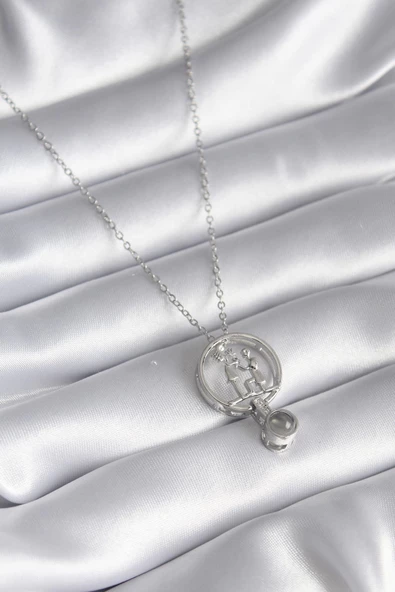 316L Çelik Gümüş Renk İnsan Figür Model '100 Dilde Seni Seviyorum' Projeksiyon Aksesuar Kadın Kolye ürün görseli 1