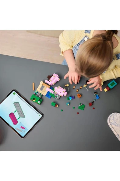 LEGO® Minecraft Kiraz Çiçeği Bahçesi 21260 - Resim 10