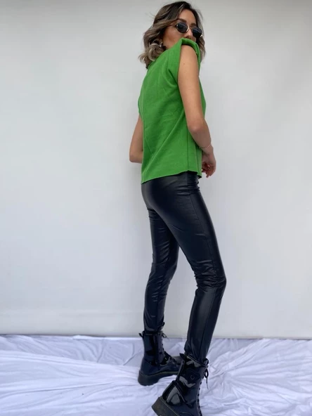 Kadın Yeşil Kolsuz Vatkalı Triko Kazak - 7