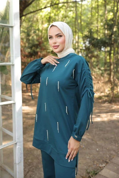 O Yaka Koldan Bağcıklı Taş Detaylı İkili Tesettür Eşofman Takımı - 71208.208 - Koyu Petrol - Resim 4