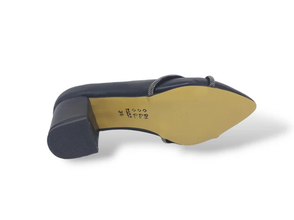 Zerhan 59 Kadın Siyah Taşlı Kalın Topuklu Ayakkabı - Resim 5