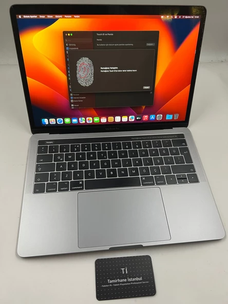 Macbook Pro A1706 i5-6267U 2.9 GHz 8 GB Ram 256GB m2 SSD