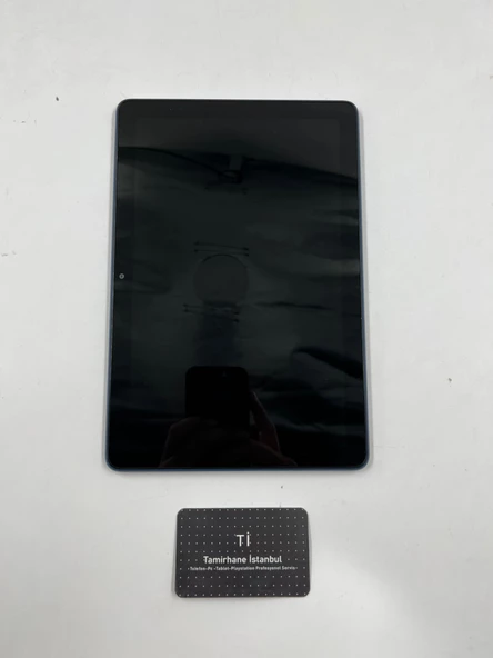 Amazon Kindle Fire HD 10 2 GB 32 GB 10.1" Tablet - 4