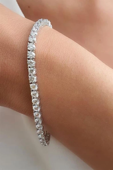 Pırlanta Parlaklığında Swarovski Kesim Zirkon Taşlı 925Ayar Gümüş Suyolu Bileklik ürün görseli