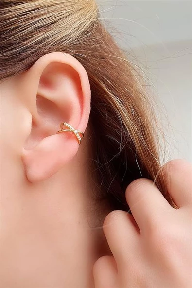 Zirkon Taş Detaylı 925Ayar Gümüş Üzerine Altın Kaplama Çapraz Sıkıştırmalı Kıkırdak Küpesi ürün görseli