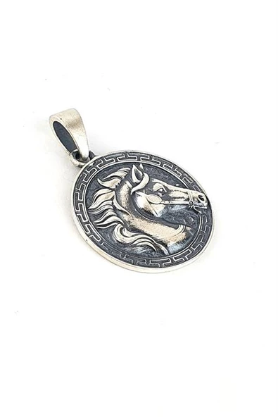 3 Boyutlu Özel Tasarım 925Ayar Gümüş At Figürlü Madalyon Kolye ürün görseli