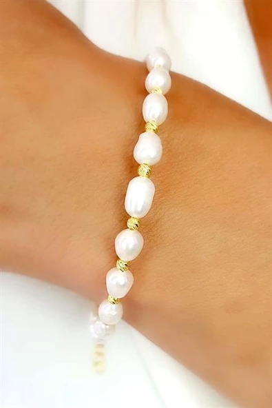 Doğal Barok İncili 925Ayar Gümüş Üzerine Altın Kaplama Dorika Detaylı  Tasarım El İşi İnci Bileklik ürün görseli