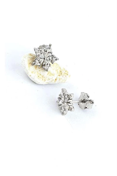 Pırlanta Parlaklığında Zirkon Taşlı 925 Ayar Gümüş Lotus Çiçeği Küpe ürün görseli