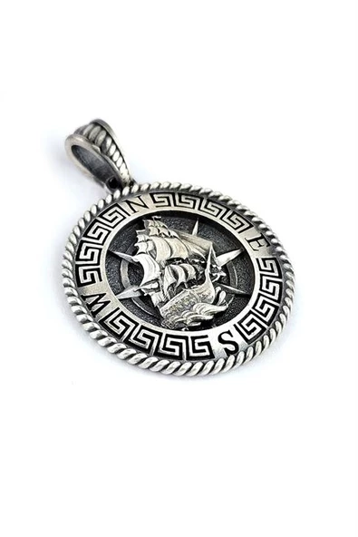 3 Boyutlu Tasarım 925 Ayar Gumuş Gemi. Pusula Figürlü Madalyon Kolye Ucu ürün görseli