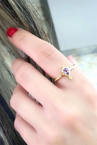 Ametist Taşlı 925Ayar Gümüş Üzerine Altın Kaplama Tasarım Doğal Taş Çıtır  Yüzükametist Taşlı 925Ayar Gümüş Üzerine Altın Kaplama Tasarım Doğal Taş Çıtır Yüzük ürün görseli