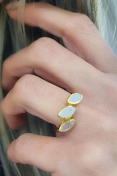 Ay Taşlı 925Ayar Gümüş Üzerine Altın Kaplama Tasarım Doğal Taş Yüzük ürün görseli