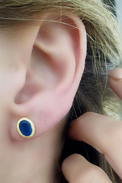 Mavi Kuvars  Taşlı 925Ayar Gümüş Üzerine Altın Kaplama Tasarım Doğal Taş Oval Küpe ürün görseli