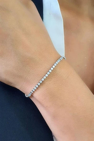 İtalyan 925Ayar Gümüş Zirkon Taş Detaylı Zarif Şık Bileklik ürün görseli