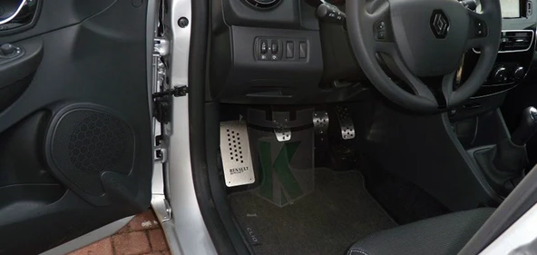 Renault Clio-4 Uyumlu Ayak Dinlendirme Krom 2012 - 2019 Arası Modeller İçin - Resim 2
