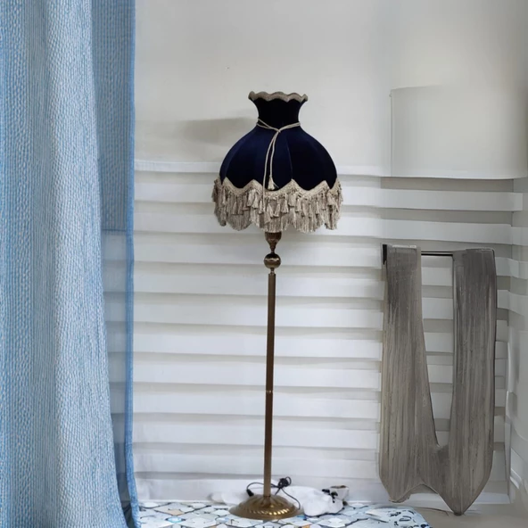 Klasik Lambader Bronz Ayak Lacivert Başlık 170cm.