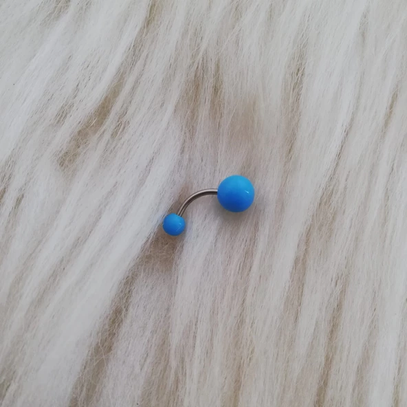 Mavi Göbek Piercingi