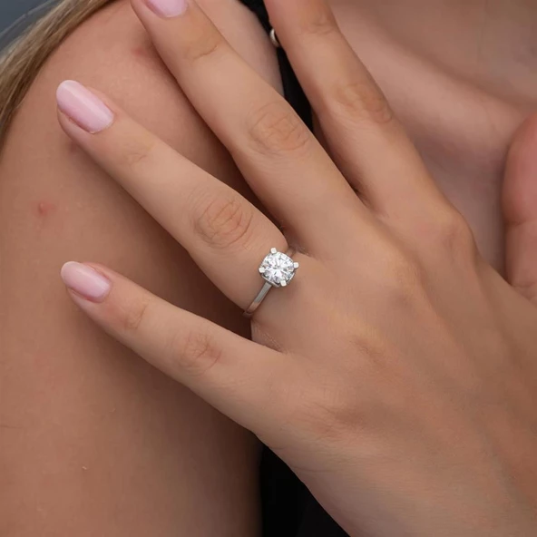 4 Tırnaklı Zirkon Taşlı Gümüş Tektaş Yüzük - Resim 2