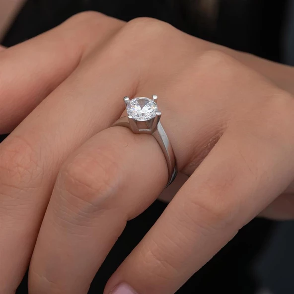 4 Tırnaklı Zirkon Taşlı Gümüş Tektaş Yüzük - 3