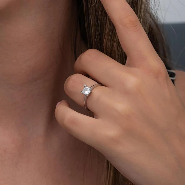 4 Tırnaklı Zirkon Taşlı Gümüş Tektaş Yüzük - Resim 6