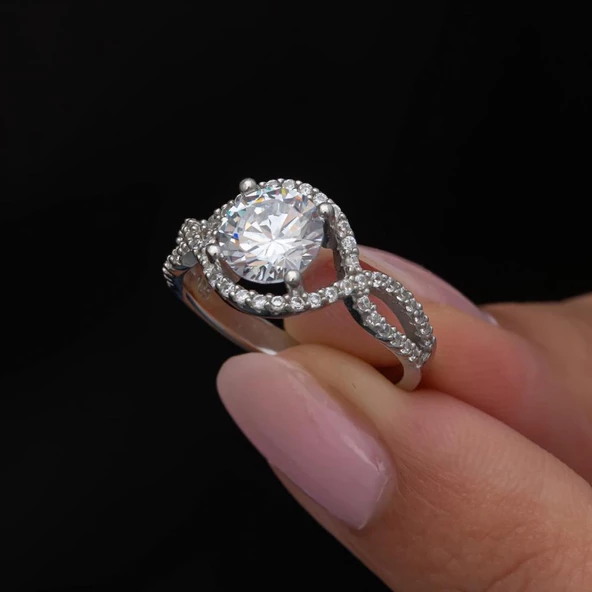 Beyaz Zirkon Taşlı Gümüş Tektaş Yüzük - Resim 2