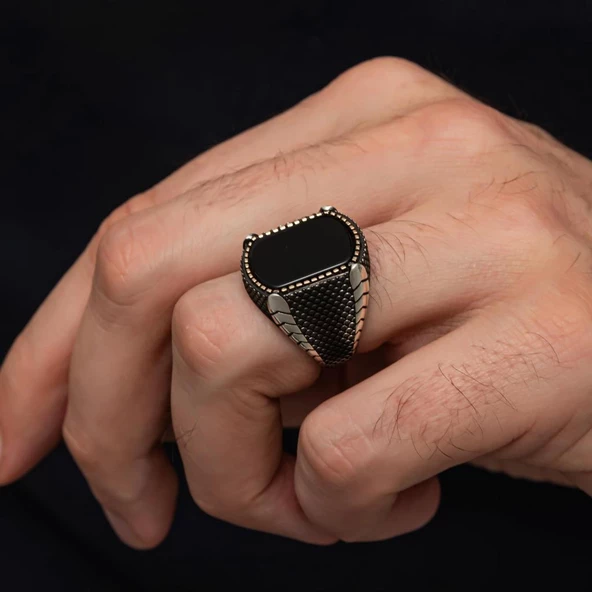 Oniks Siyah Taşlı İsimli 925 Gümüş Erkek Yüzük - Resim 9