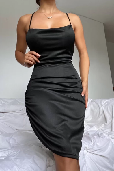 Kadın Siyah Sırt dekolteli Mini Elbise5126 - 3