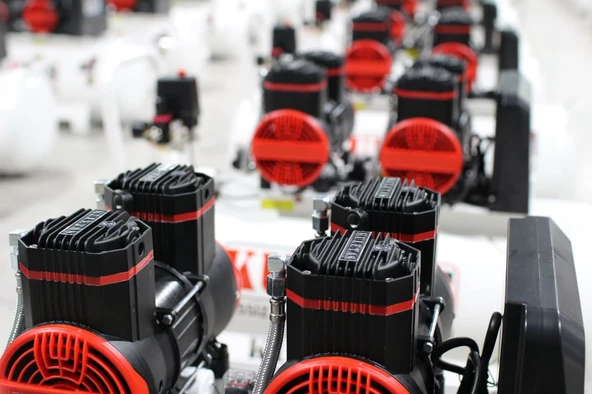 Kuletaş 100 Litre 4 HP Sessiz Premium Kafa Hava Kompresörü - 2