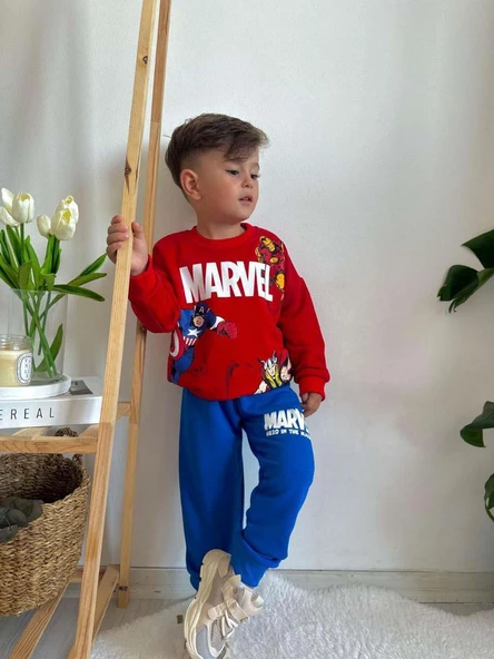 ERKEK ÇOCUK MARVEL MODELLİ BİSİKLET YAKA PAMUK EŞOFMAN TAKIMI