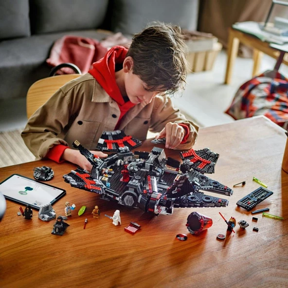 LEGO Star Wars™ 75389  Karanlık Falcon (1579 Parça) - Resim 10