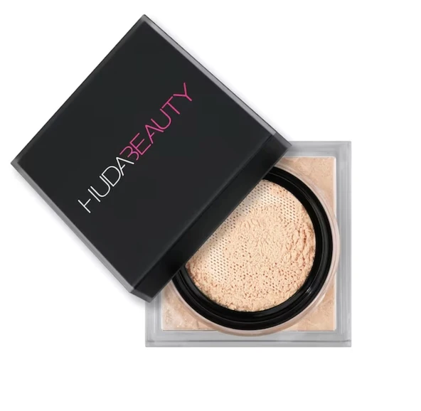 HUDA BEAUTY Easy Bake Loose Pound Cake- Sabitleştirici Pudra