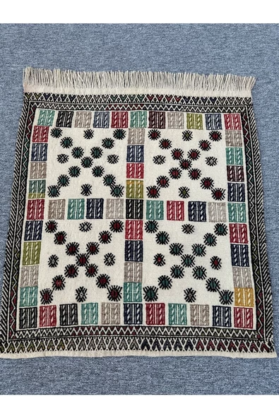 El Dokuması Dekoratif Kilim 80x93 Renkli %100 Yün Kilim ürün görseli