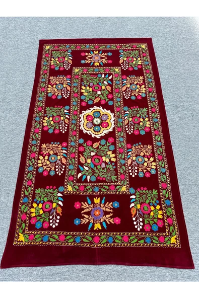 EL YAPIMI ÖZBEK SUZANİ İŞLEMELİ KUMAŞ 130X225 ÖZEL YAPIM İŞÇİLİKLİ KUMAŞ HALI ürün görseli