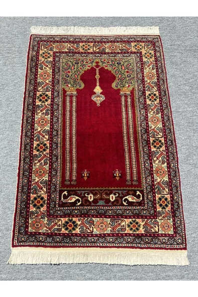 El Dokuma 90x135 Sıfır Bünyan Halısı %100 Yün Seccade Namazlık