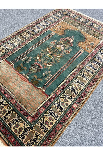 El Dokuma Sıfır Bünyan Halısı Seccade 87x140 Floş İpek Namazlık - 2