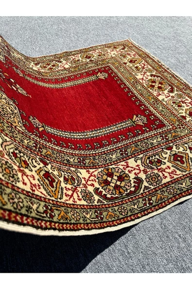 El Dokuma 107x171 Bürüngüz Seccade Namazlık %100 Yün Kırmızı Ince Seccade - 6