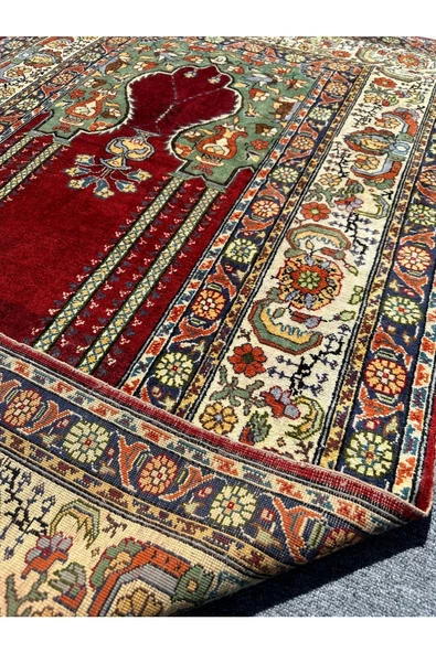 El Dokuma 120x180 Floş Ipek Kırmızı Seccade Sıfır Ince Büyük Namazlık ! - 5