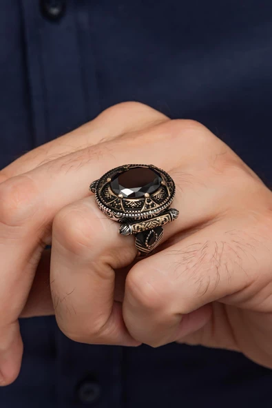 Siyah Taşlı Oval Motifli 925 Gümüş Erkek Yüzük ürün görseli